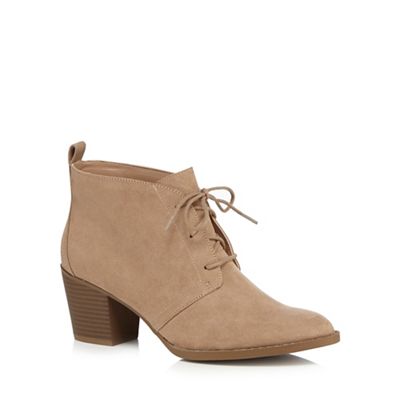 Mantaray Light tan lace up mid ankle boots